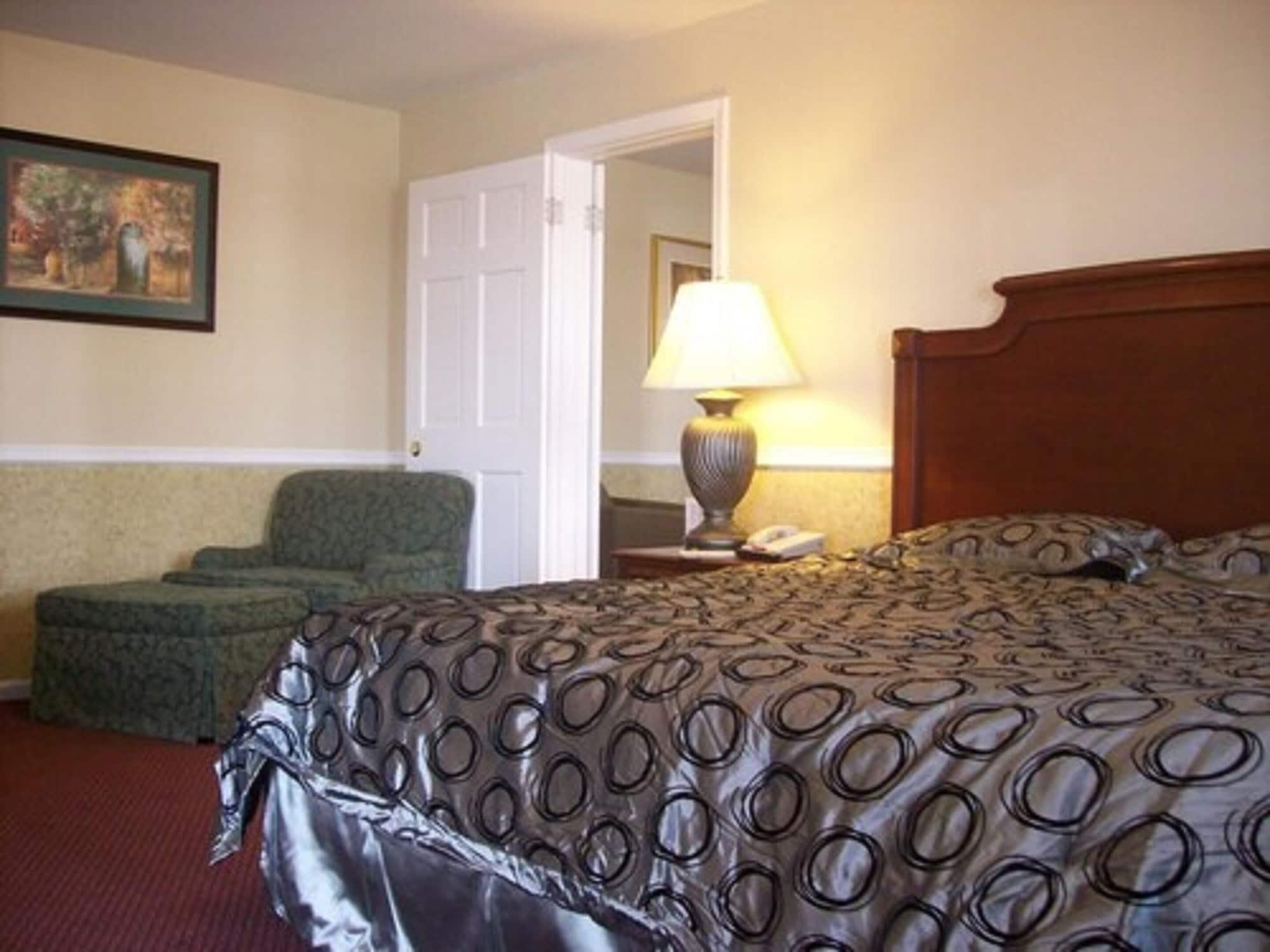 Alpine Inn & Suites Rockford Exterior photo